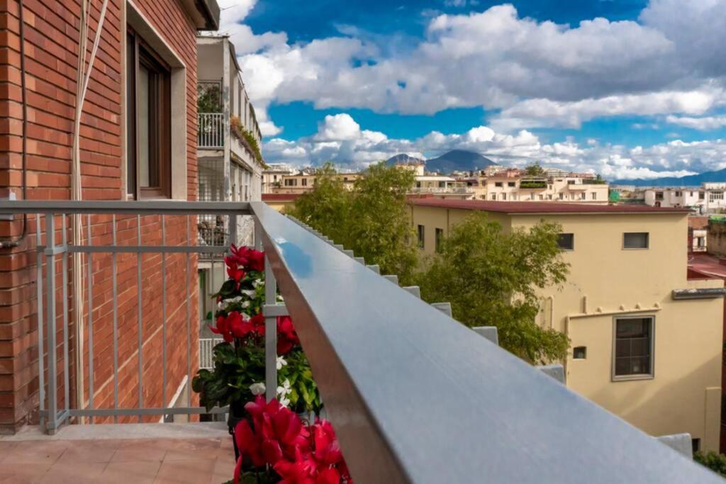 Ferienwohnung La Finestra Sul Golfo Neapel Exterior foto