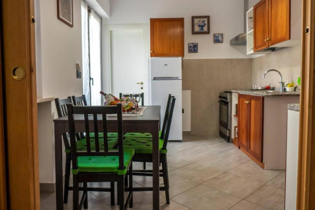 Ferienwohnung La Finestra Sul Golfo Neapel Exterior foto