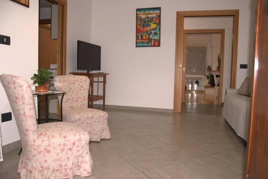 Ferienwohnung La Finestra Sul Golfo Neapel Exterior foto